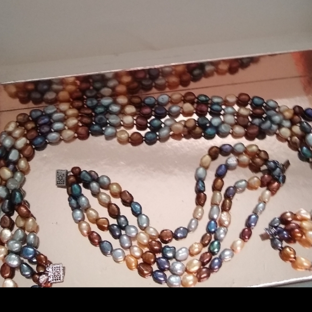Pearls Multi Color 4 Rows Layered Necklace + Brac… - image 8